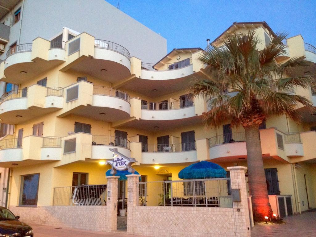 Villa La Baia Di Ulisse Venetico Exterior foto